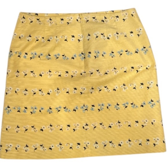 Ann Taylor floral skirt EUC,‎ size 10. - Picture 2 of 5